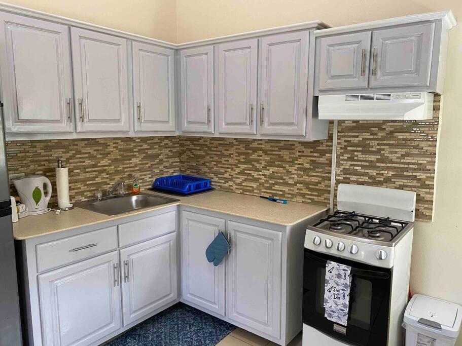Cozy Studio Apartment In Quiet Neighborhood! Philipsburg  Exterior photo