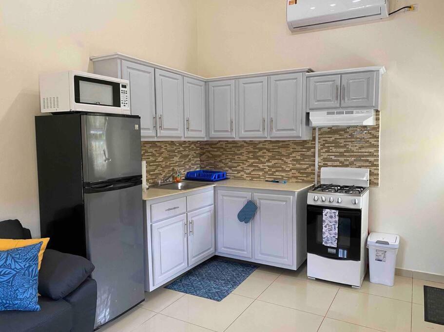 Cozy Studio Apartment In Quiet Neighborhood! Philipsburg  Exterior photo